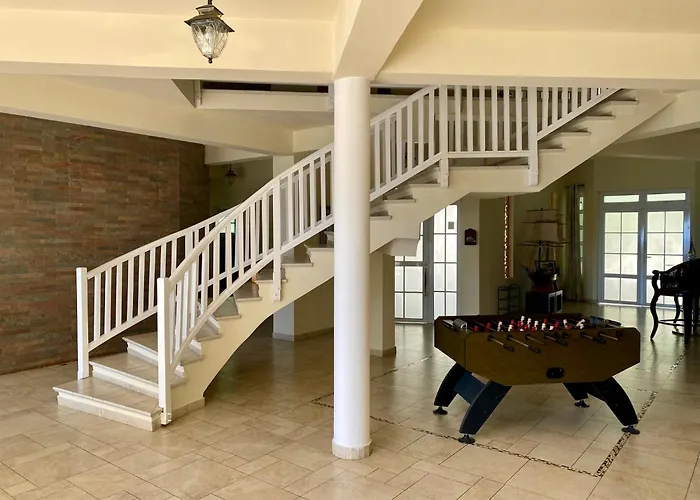 Bord House Гласи